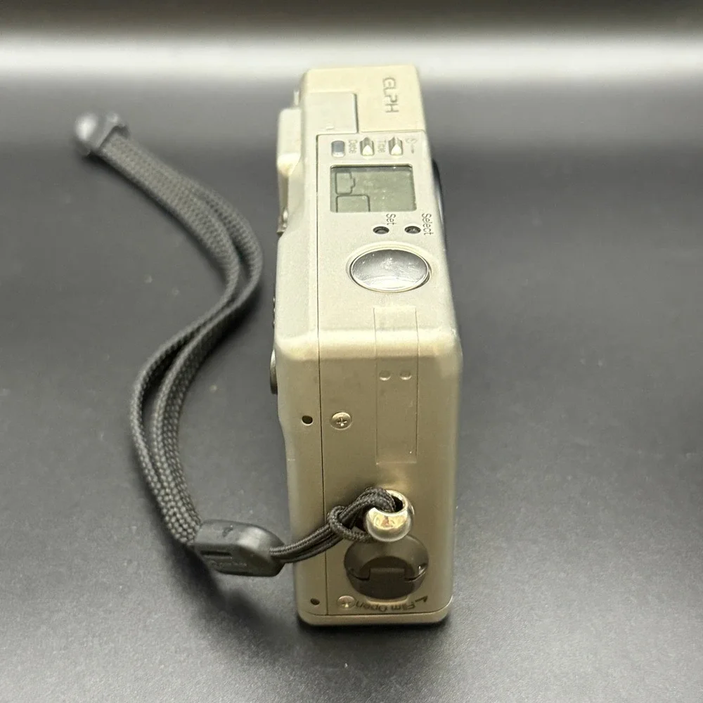 Canon ELPH 24-48mm Zoom Lens APS Film Camera Champagne Gold with Case